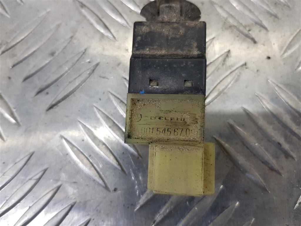 датчик включения стоп-сигнала MERCEDES-BENZ Sprinter  A0015456709, 980 рублей, Москва