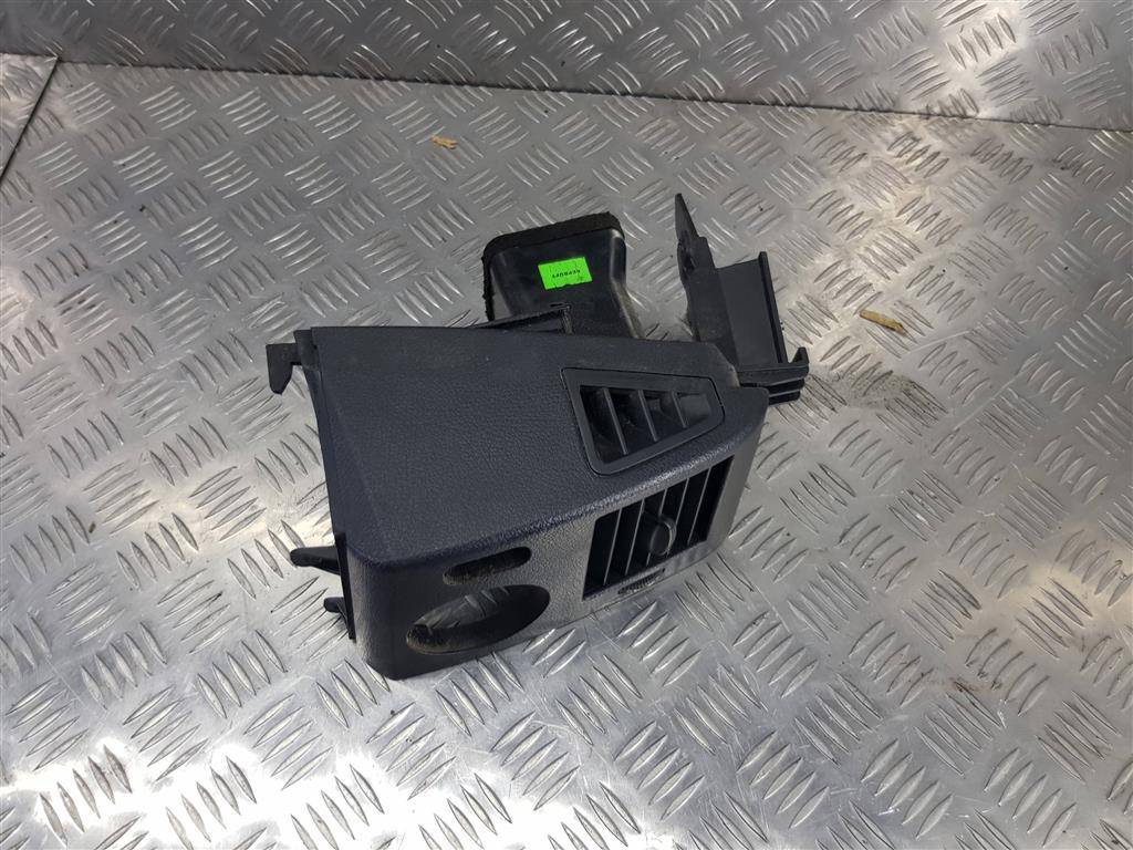 решетка воздуховода MERCEDES-BENZ Sprinter  A9068300454, 1550 рублей, Москва