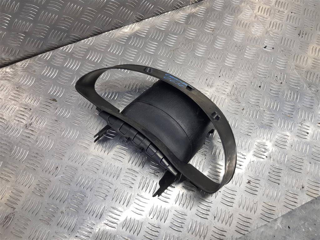 накладка торпедо FORD Tourneo Connect  4470932, 980 рублей, Москва