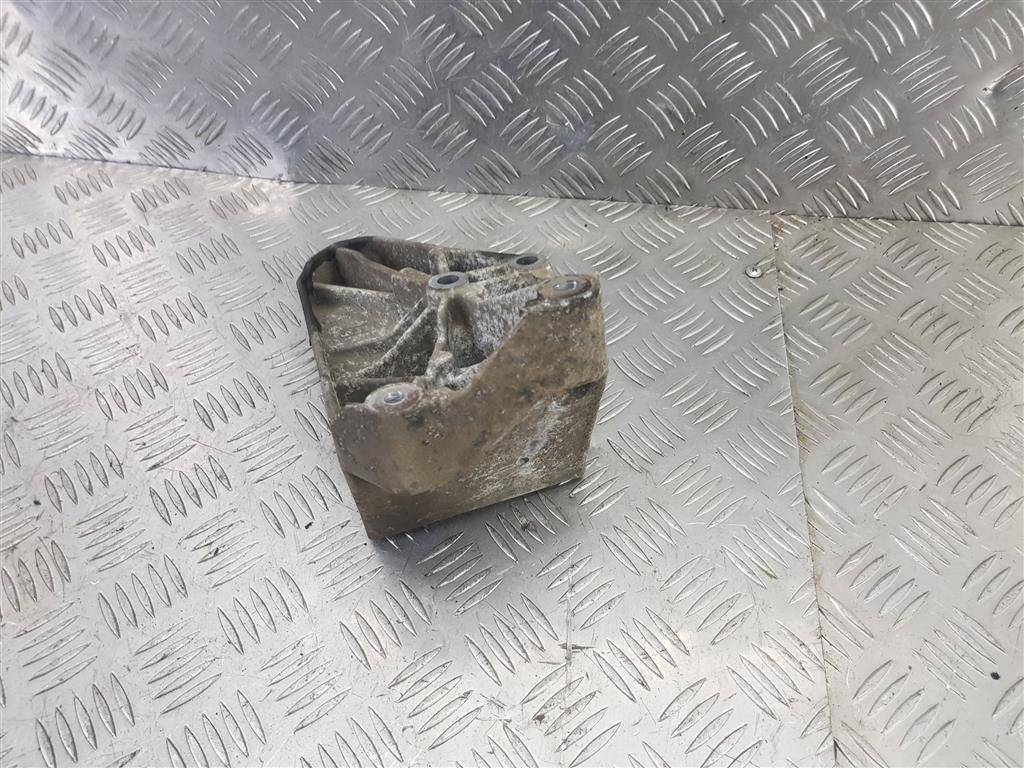 кронштейн генератора FORD Transit  1751163, 980 рублей, Москва