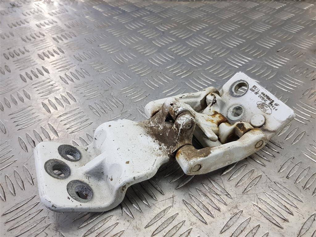 петля двери распашной FORD Transit  1883871, 3740 рублей, Москва