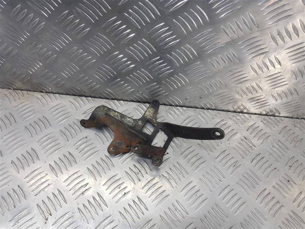 кронштейн блока управления двигателя MERCEDES-BENZ Sprinter  A6421591540, 980 рублей, Москва