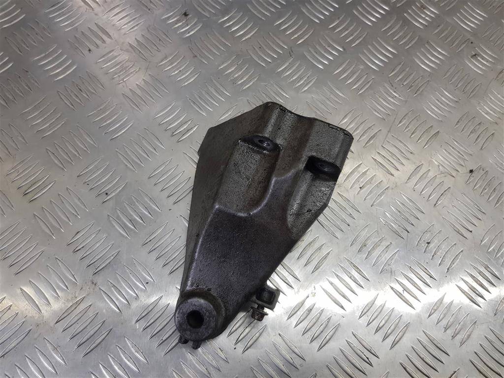 кронштейн двигателя (двс) MERCEDES-BENZ Sprinter  A6422232104, 3279 рублей, Москва