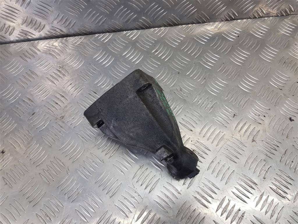 кронштейн двигателя (двс) MERCEDES-BENZ Sprinter  A6422232104, 3279 рублей, Москва