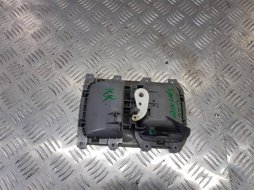 ручка двери внутренняя MERCEDES-BENZ Sprinter  A9067600061, 520 рублей, Москва