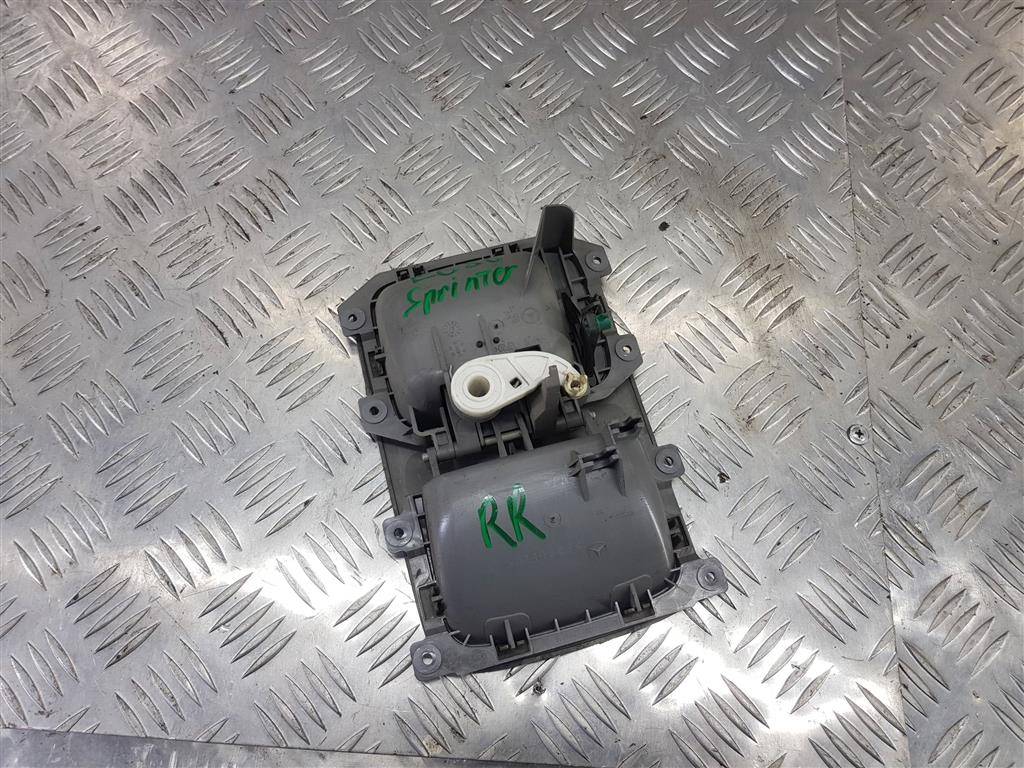 ручка двери внутренняя MERCEDES-BENZ Sprinter  A9067600061, 520 рублей, Москва