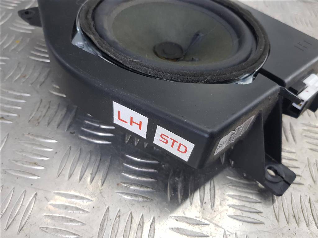 динамик музыкальный Hyundai Grand Starex  863604H000, 980 рублей, Москва