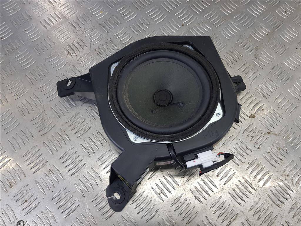 динамик музыкальный Hyundai Grand Starex  863604H000, 980 рублей, Москва