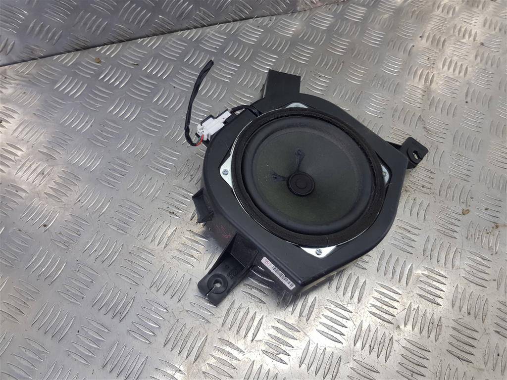 динамик музыкальный Hyundai Grand Starex  863604H000, 980 рублей, Москва