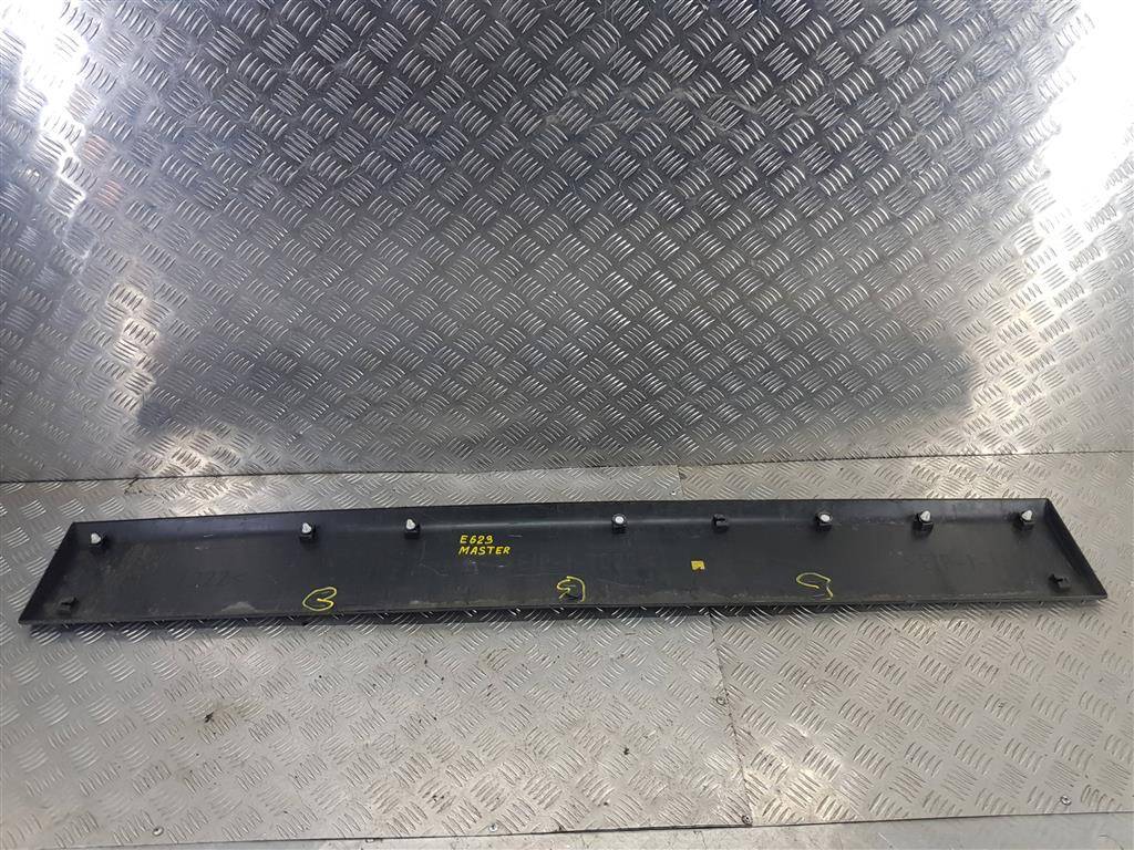 накладка двери сдвижной Renault Master  828200148R, 1900 рублей, Москва