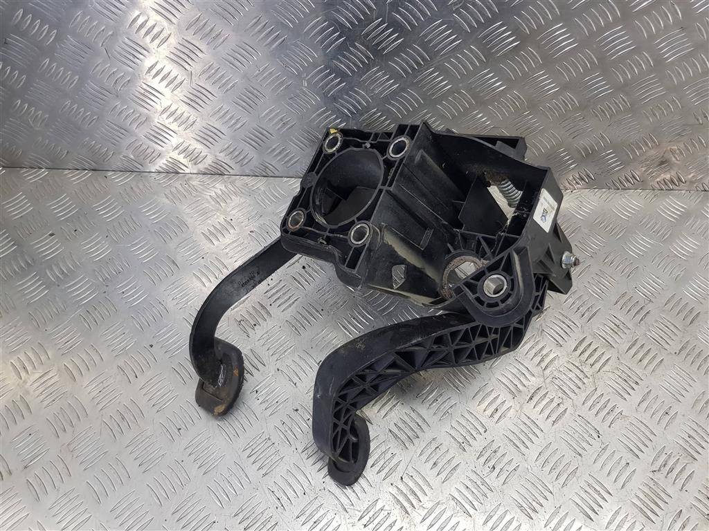 педальный узел Renault Master  465102209R, 3390 рублей, Москва