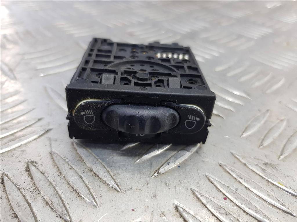 кнопка регулировки фар Renault Master  8200379685, 750 рублей, Москва