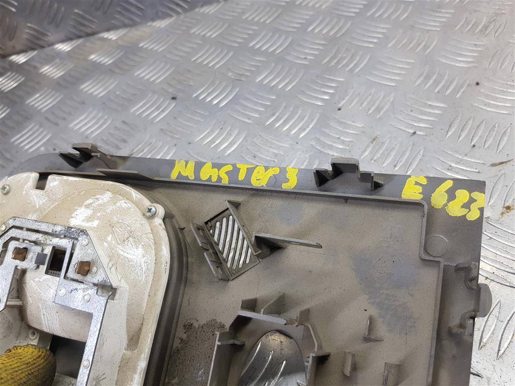 плафон потолочный Renault Master  264300010R, 1550 рублей, Москва