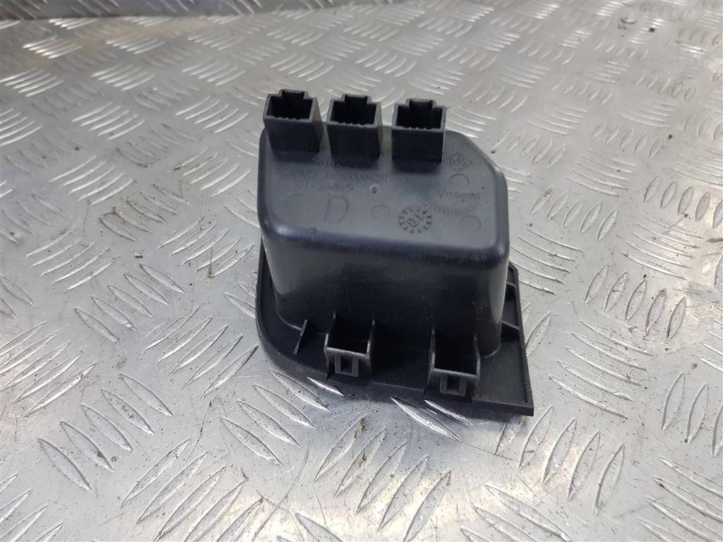 ящик консоли Renault Master  685000042R, 980 рублей, Москва