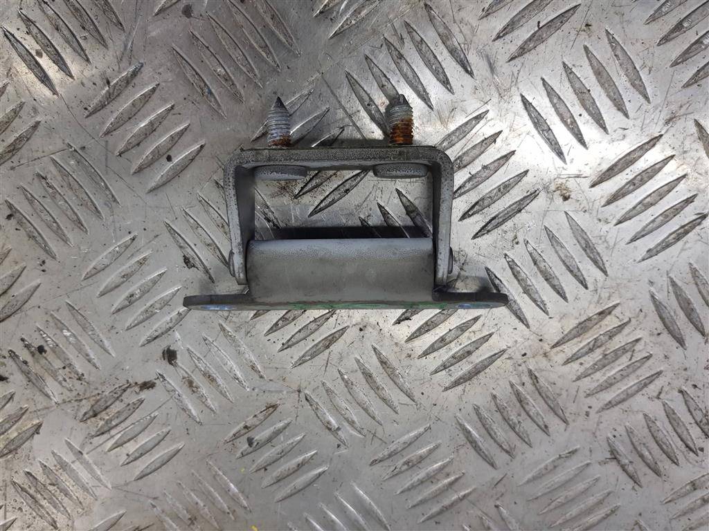 петля крышки багажника Hyundai Grand Starex  797104D000, 750 рублей, Москва