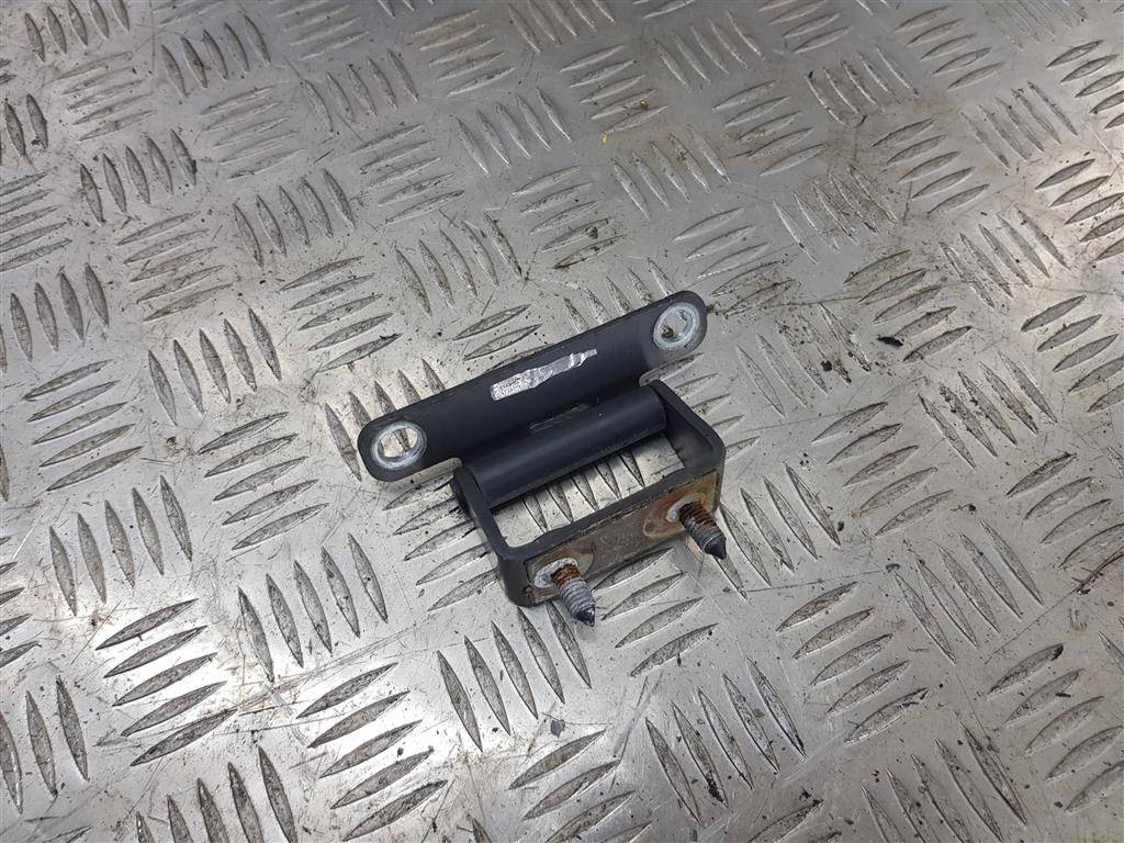 петля крышки багажника Hyundai Grand Starex  797104D000, 750 рублей, Москва