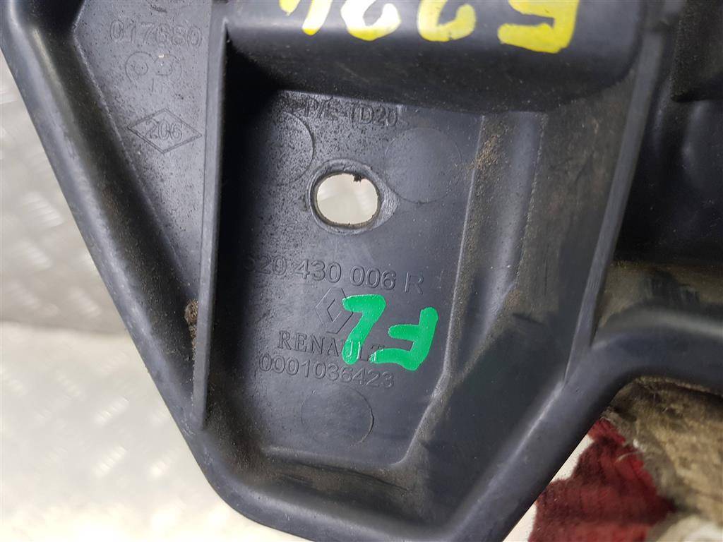 кронштейн бампера Renault Master  620430006R, 980 рублей, Москва