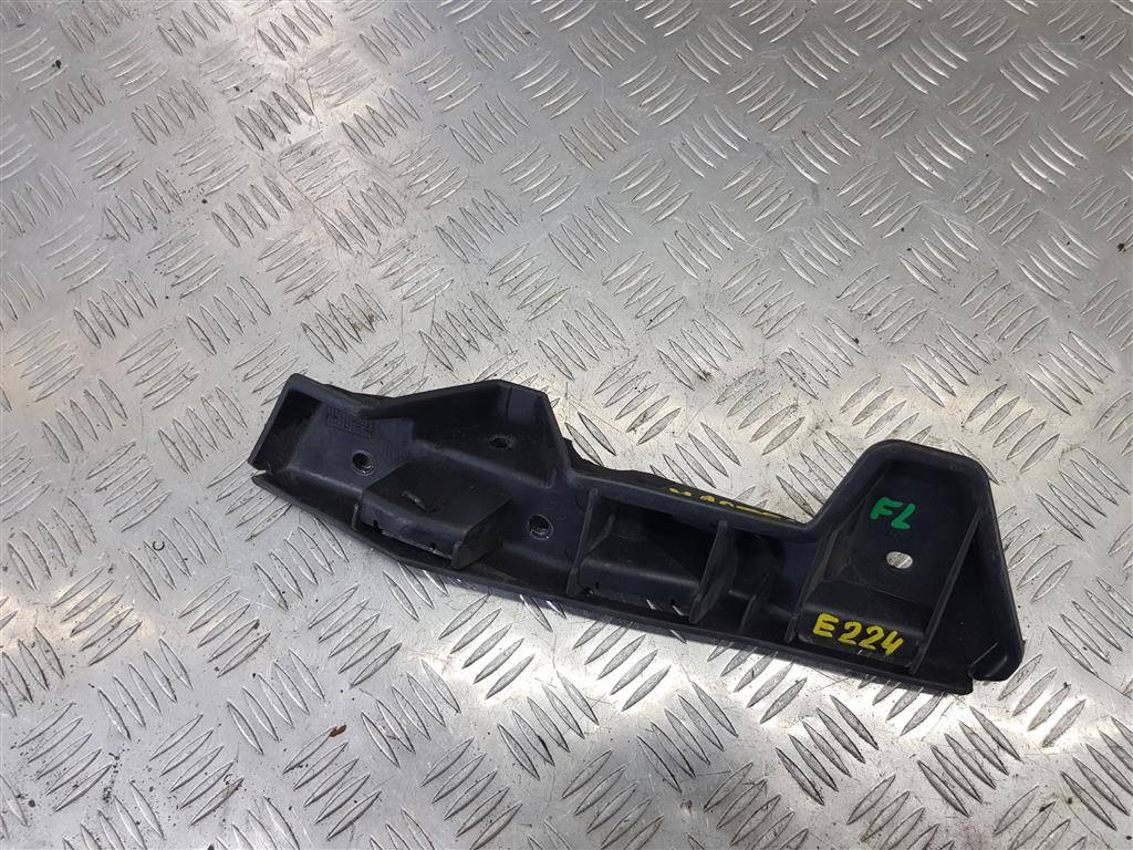 кронштейн бампера Renault Master  620430006R, 980 рублей, Москва