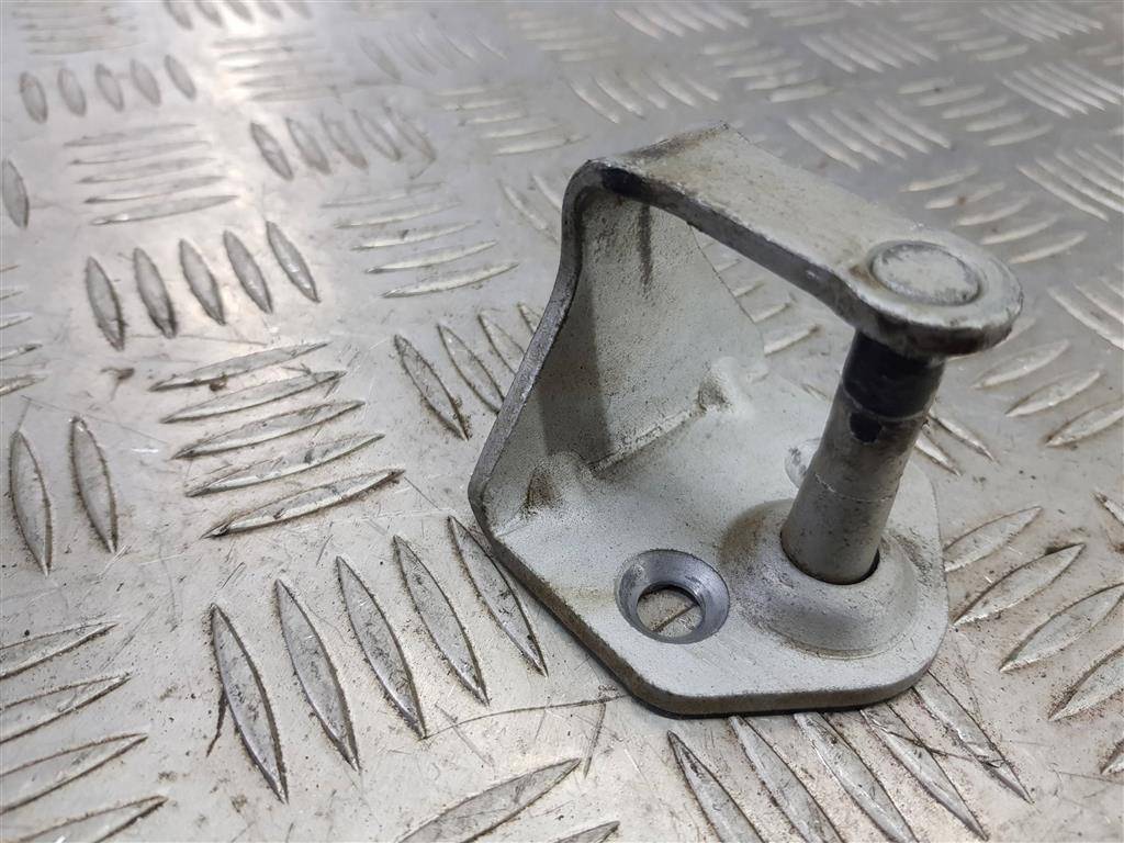 ответная часть замка двери FORD Transit  1554448, 750 рублей, Москва