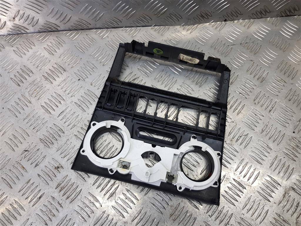 накладка торпедо Iveco Daily  5801476415, 2590 рублей, Москва