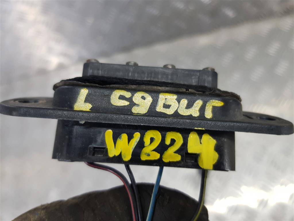 контактная группа двери сдвижной Hyundai Grand Starex  935954H010, 750 рублей, Москва