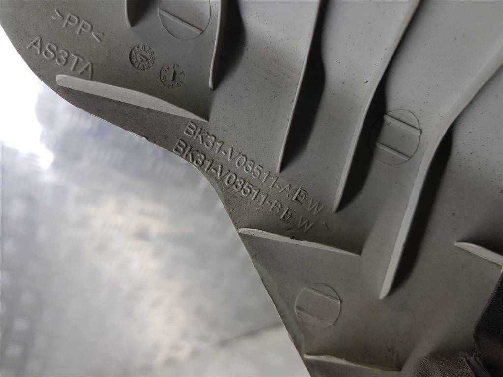 накладка лобового стекла FORD Transit  1853758, 1320 рублей, Москва