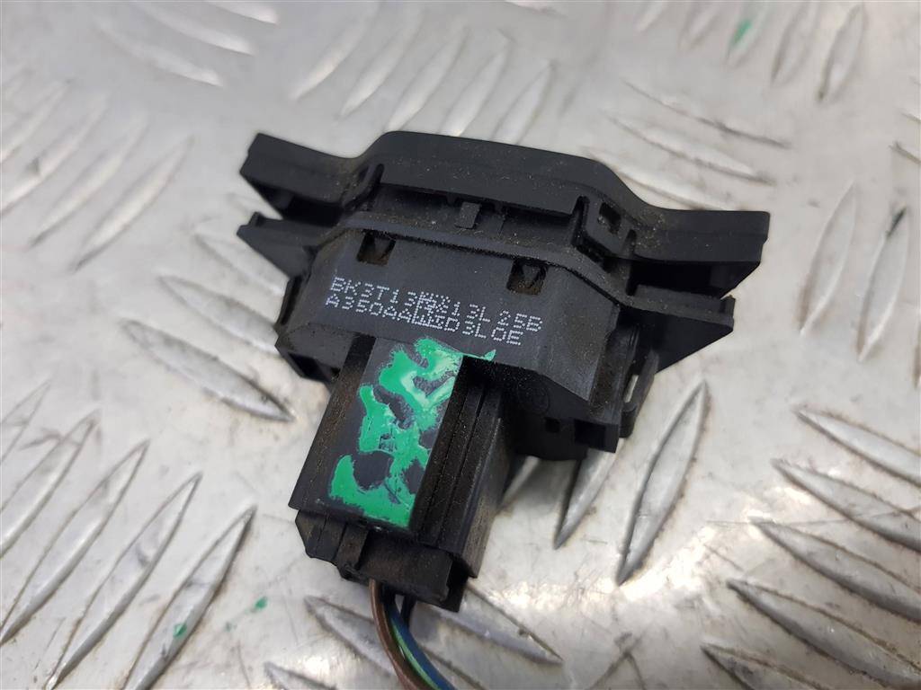 кнопка аварийной сигнализации FORD Transit  1791711, 980 рублей, Москва