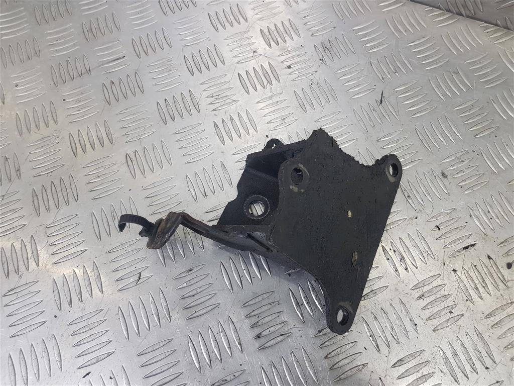 кронштейн двигателя (двс) Hyundai Grand Starex  216204A700, 980 рублей, Москва