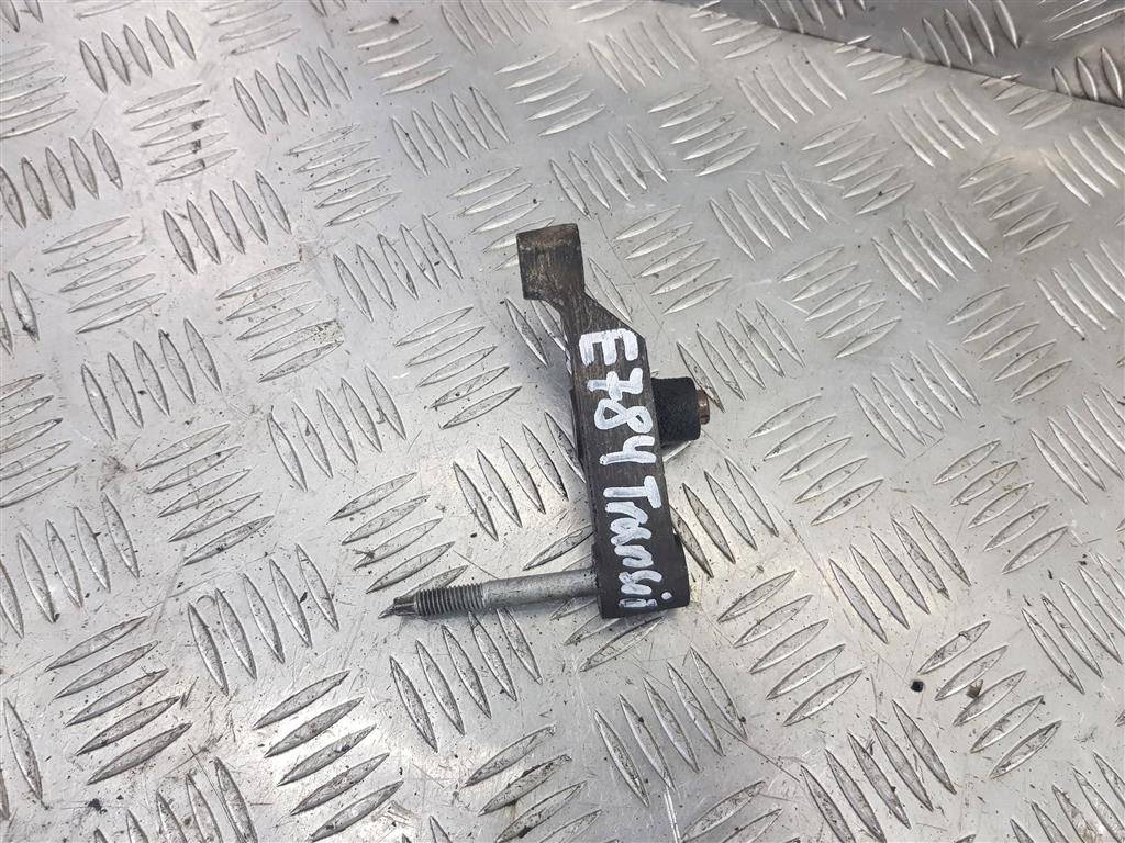 кронштейн гур FORD Transit  1748451, 3050 рублей, Москва