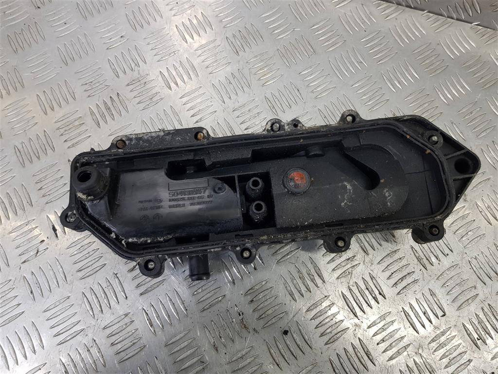 крышка головки блока (клапанная) Iveco Daily  504132147, 2130 рублей, Москва