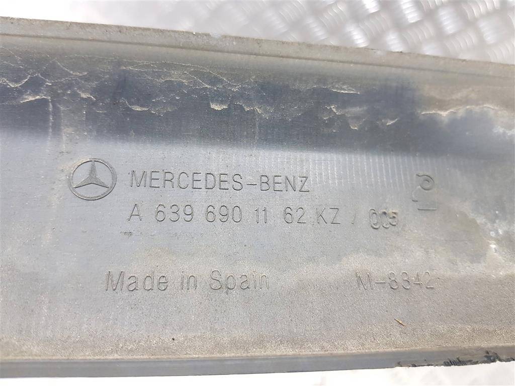 накладка двери сдвижной MERCEDES-BENZ Vito  A6396901162, 750 рублей, Москва
