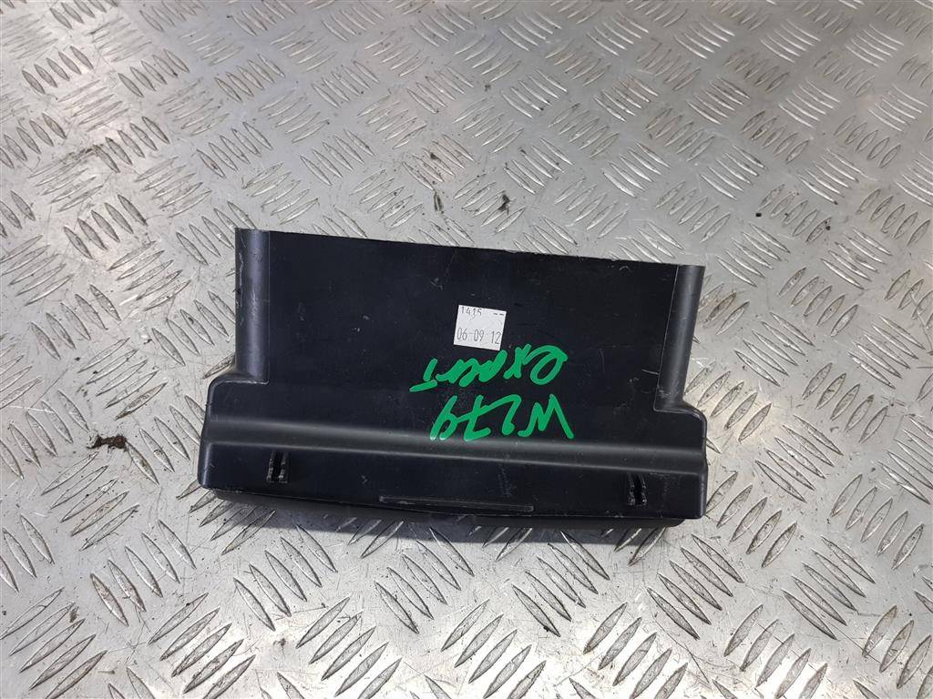 решетка воздуховода Peugeot Expert  9634511177, 1550 рублей, Москва