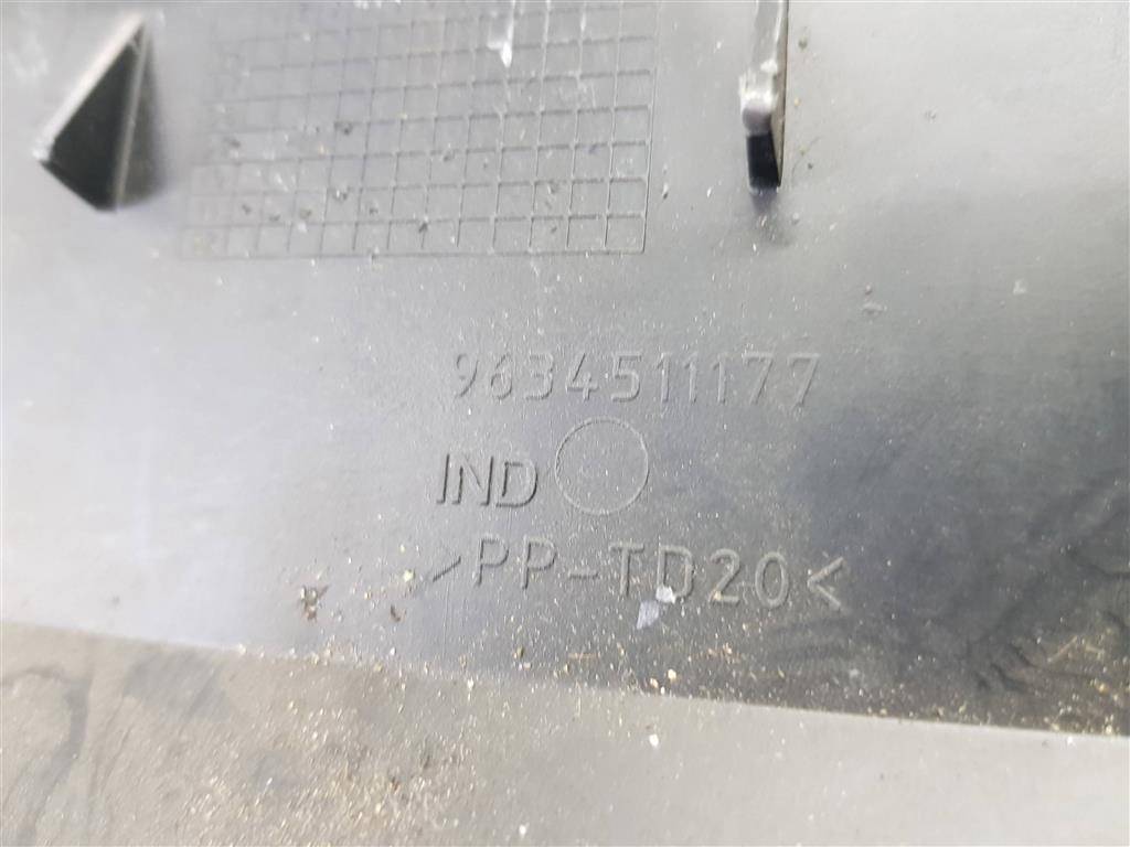 решетка воздуховода Peugeot Expert  9634511177, 1550 рублей, Москва