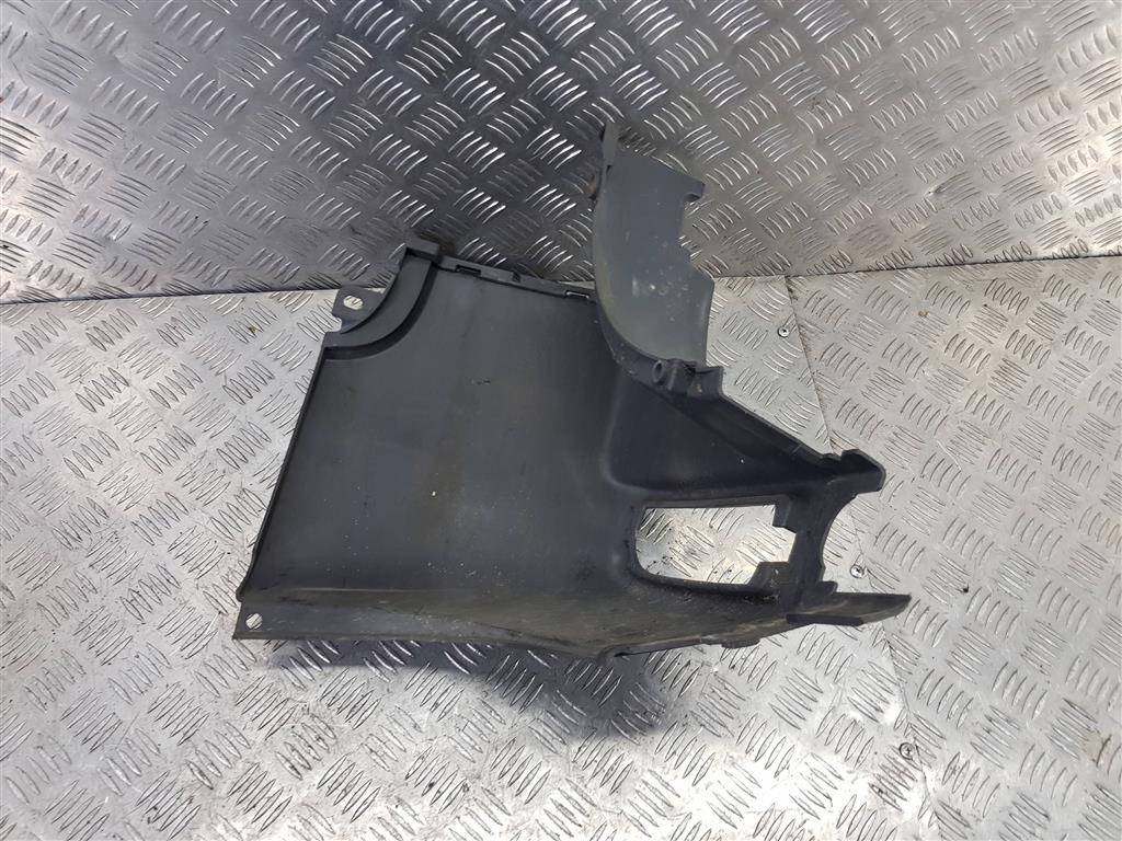 клык заднего бампера Volkswagen Crafter  2E1807322C, 2130 рублей, Москва