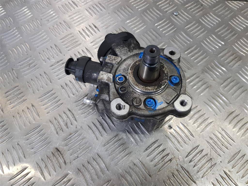 насос топливный тнвд Volkswagen Crafter  03L130755AA, 33180 рублей, Москва