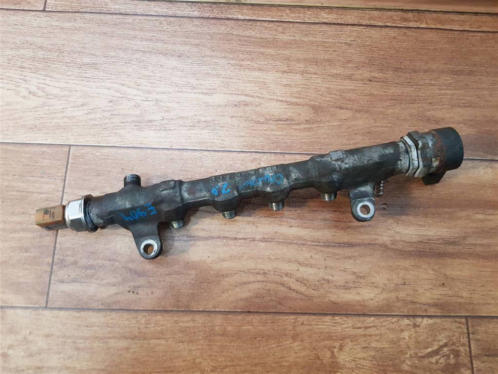 рампа топливная Volkswagen Crafter  03L130089J, 6730 рублей, Москва