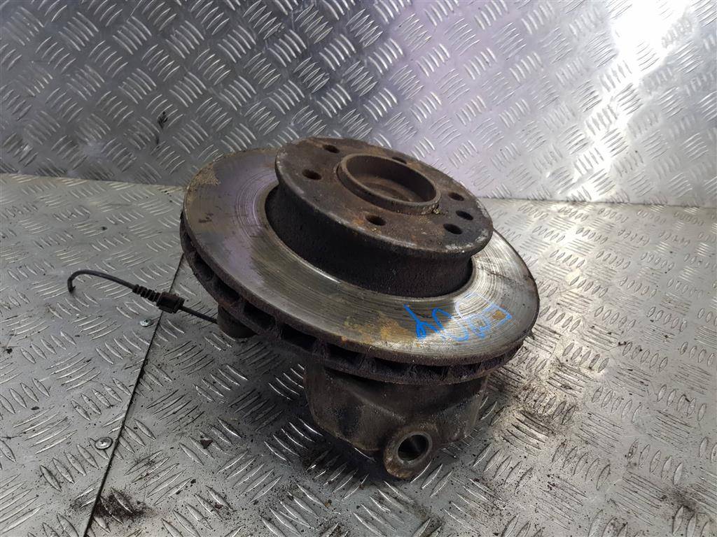 кулак Volkswagen Crafter  A9063303520, 7300 рублей, Москва