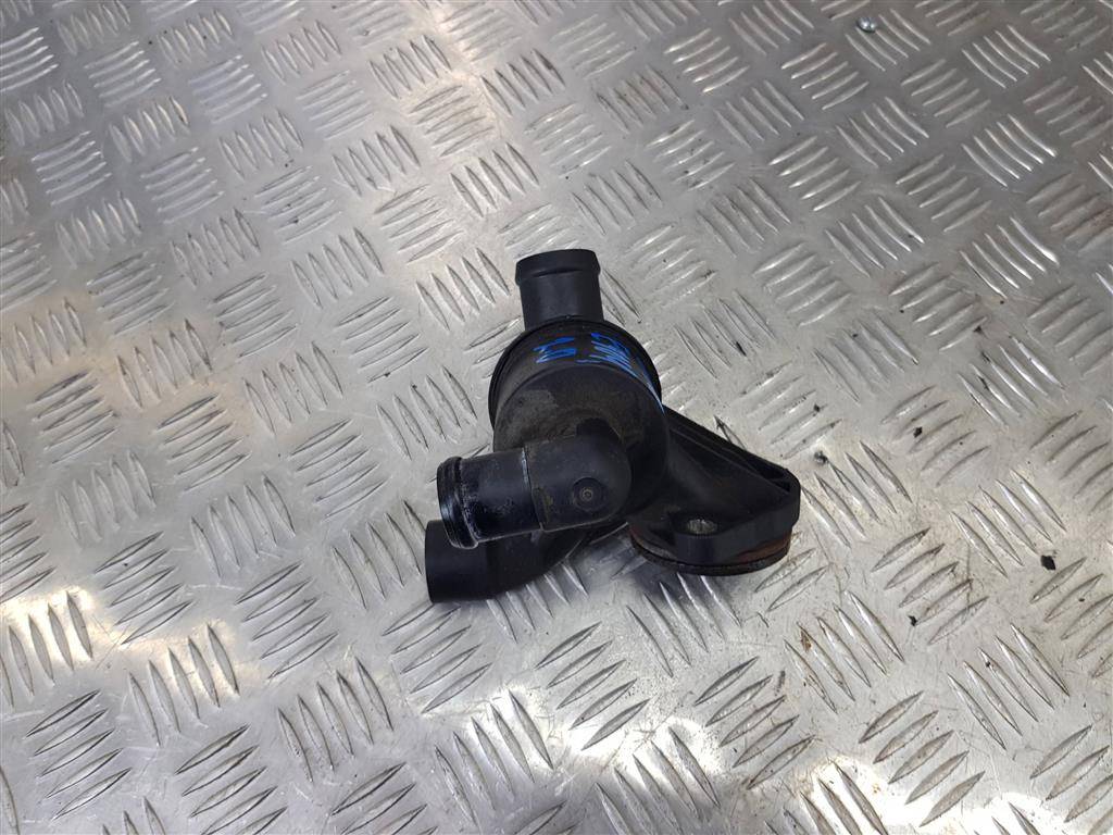 корпус термостата Volkswagen Crafter  03L121111AB, 860 рублей, Москва