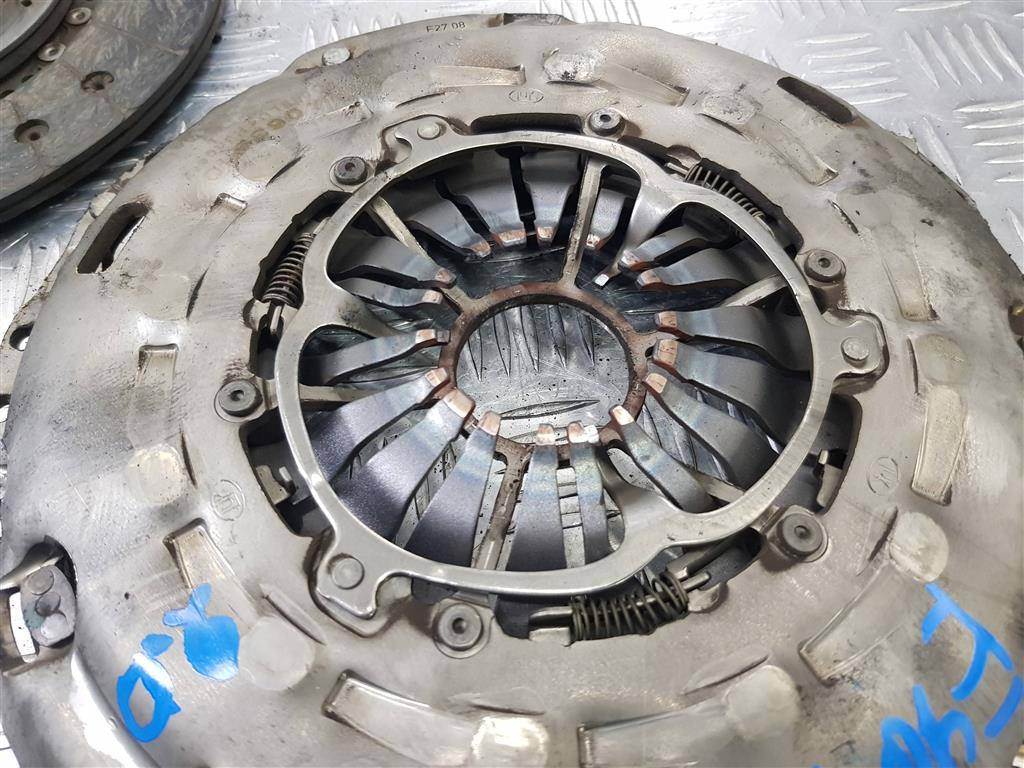 сцепление Volkswagen Crafter  03L141018F, 18800 рублей, Москва