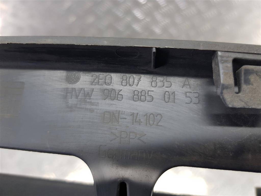 решетка бампера Volkswagen Crafter  2E0807835A, 1550 рублей, Москва