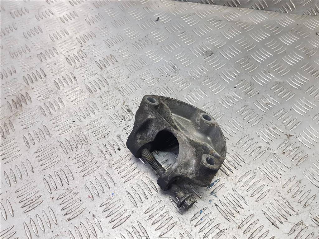 кронштейн двигателя (двс) Renault Master  8200675217, 2130 рублей, Москва