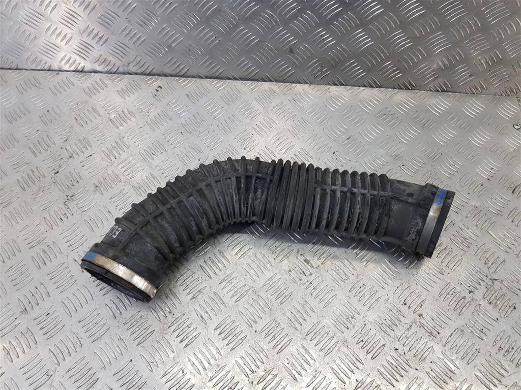 патрубок воздушный (резиновый) Renault Master  8200858600, 2130 рублей, Москва
