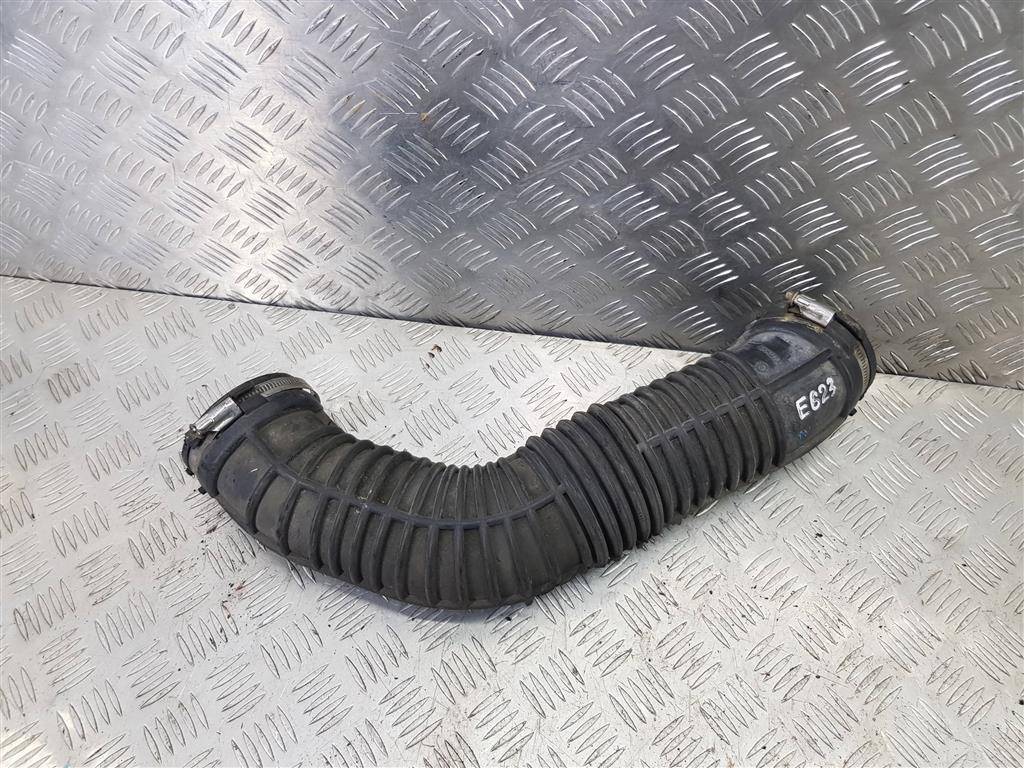 патрубок воздушный (резиновый) Renault Master  8200858600, 2130 рублей, Москва