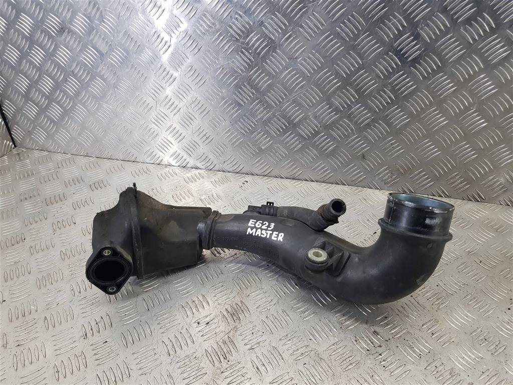 патрубок воздушный (резиновый) Renault Master  8200858600, 2130 рублей, Москва