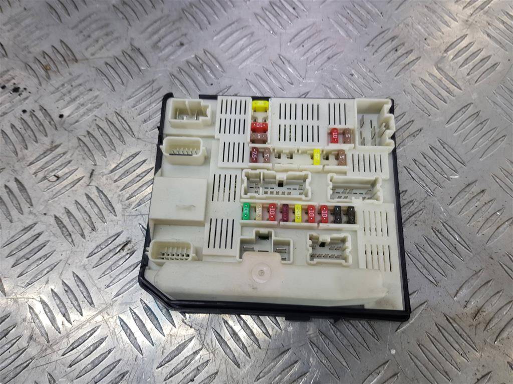 блок предохранителей Renault Master  284B637653R, 7300 рублей, Москва