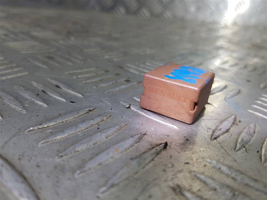 реле Renault Master  8200263345, 980 рублей, Москва