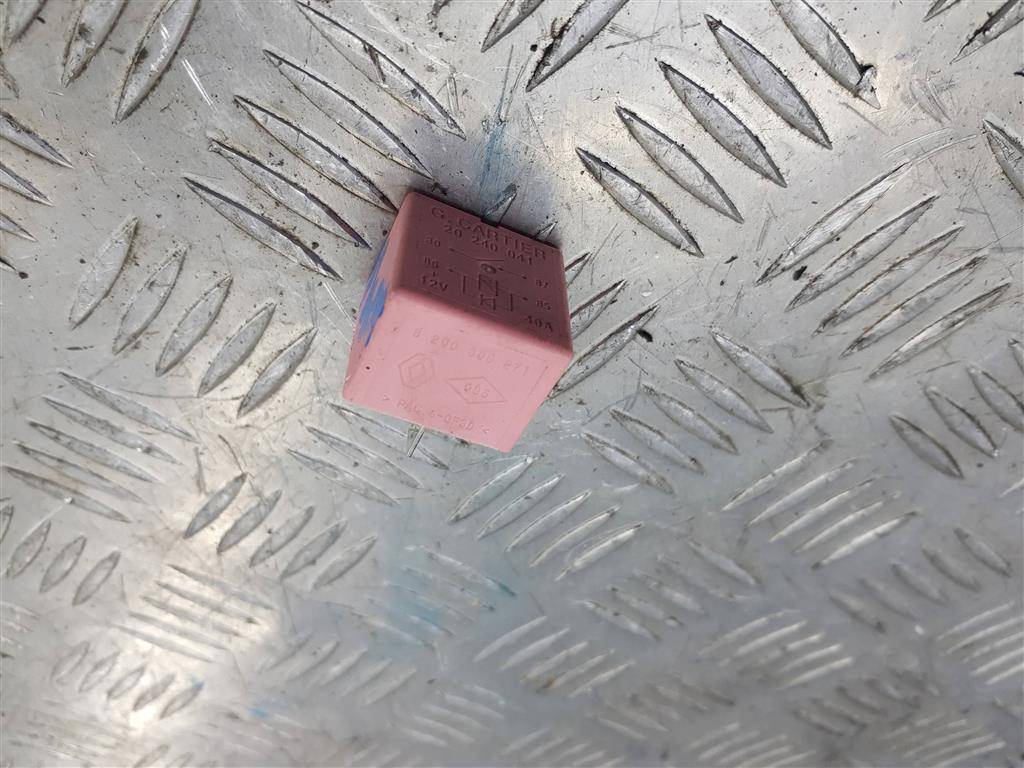 реле Renault Master  8200308271, 980 рублей, Москва