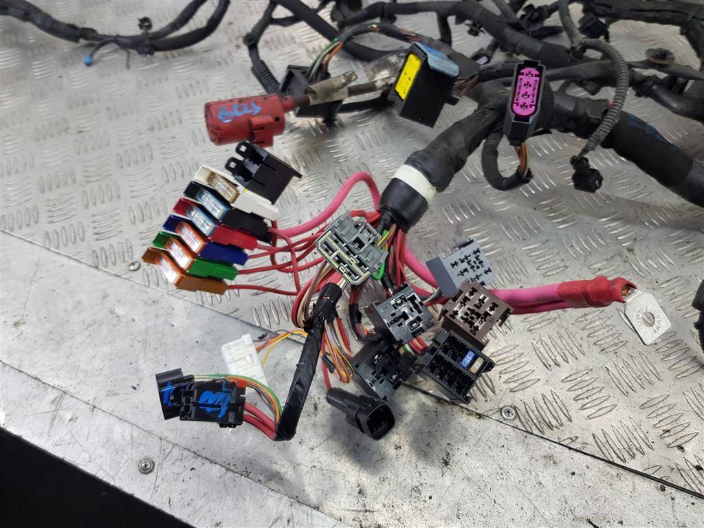 проводка (коса) Renault Master  240110479R, 10750 рублей, Москва