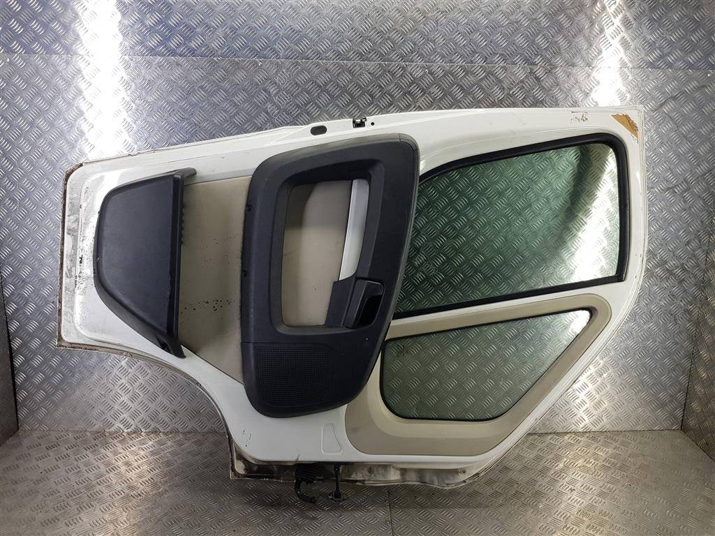 дверь Peugeot Boxer  9009G2, 4770 рублей, Москва