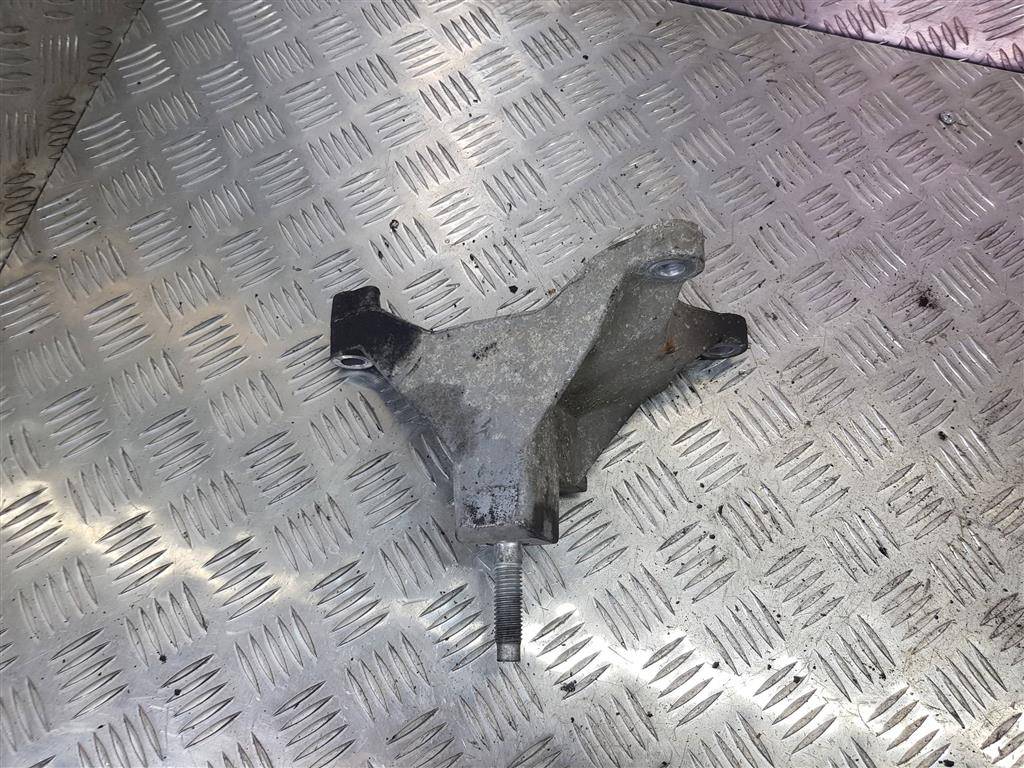 кронштейн кпп FORD Tourneo Connect  5127454, 980 рублей, Москва